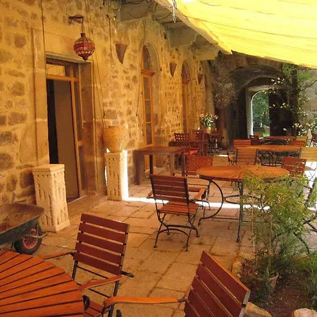 Chateau De Salelles לינה וארוחת בוקר